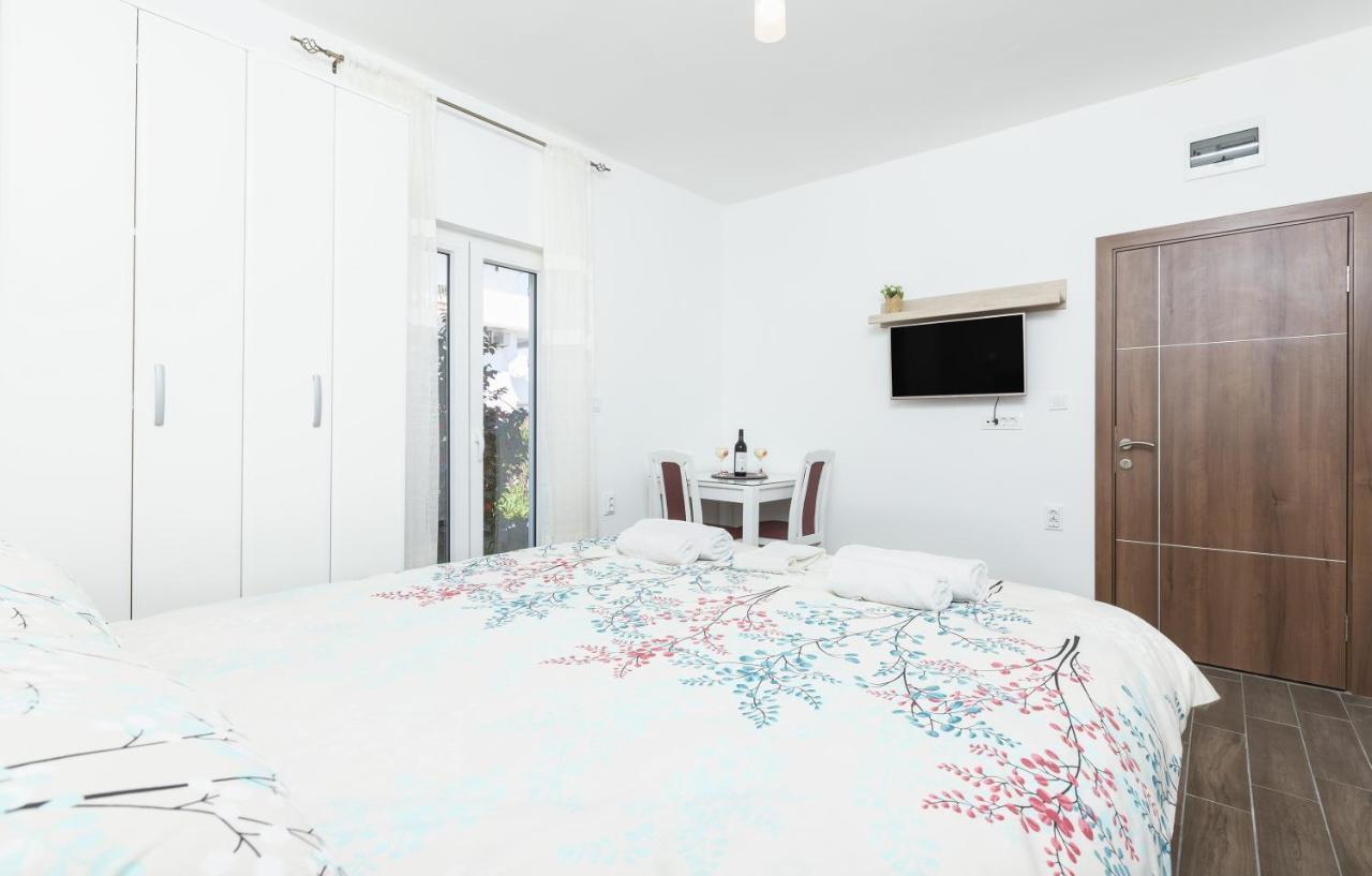 Apartments Natasa Radovici Extérieur photo